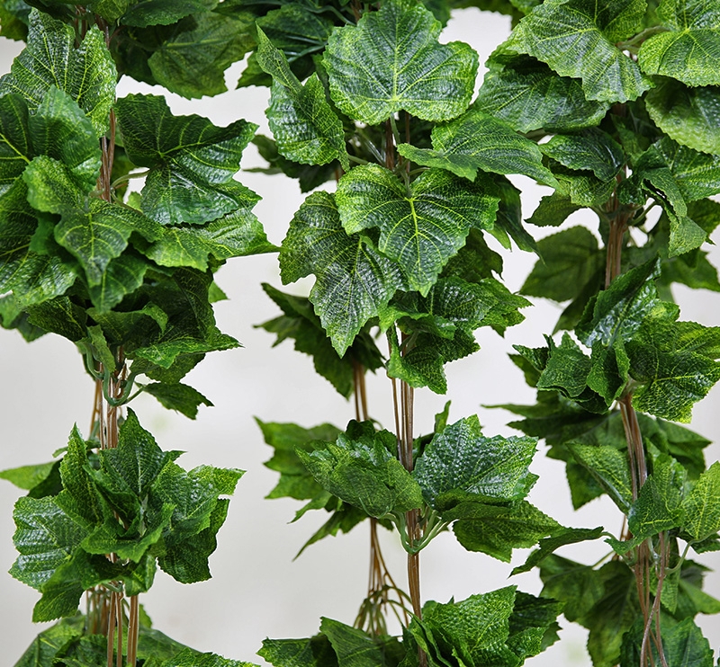 1008633_5 Ivy Garland Vines 260cm Each - 5 Per Pack - Image 1