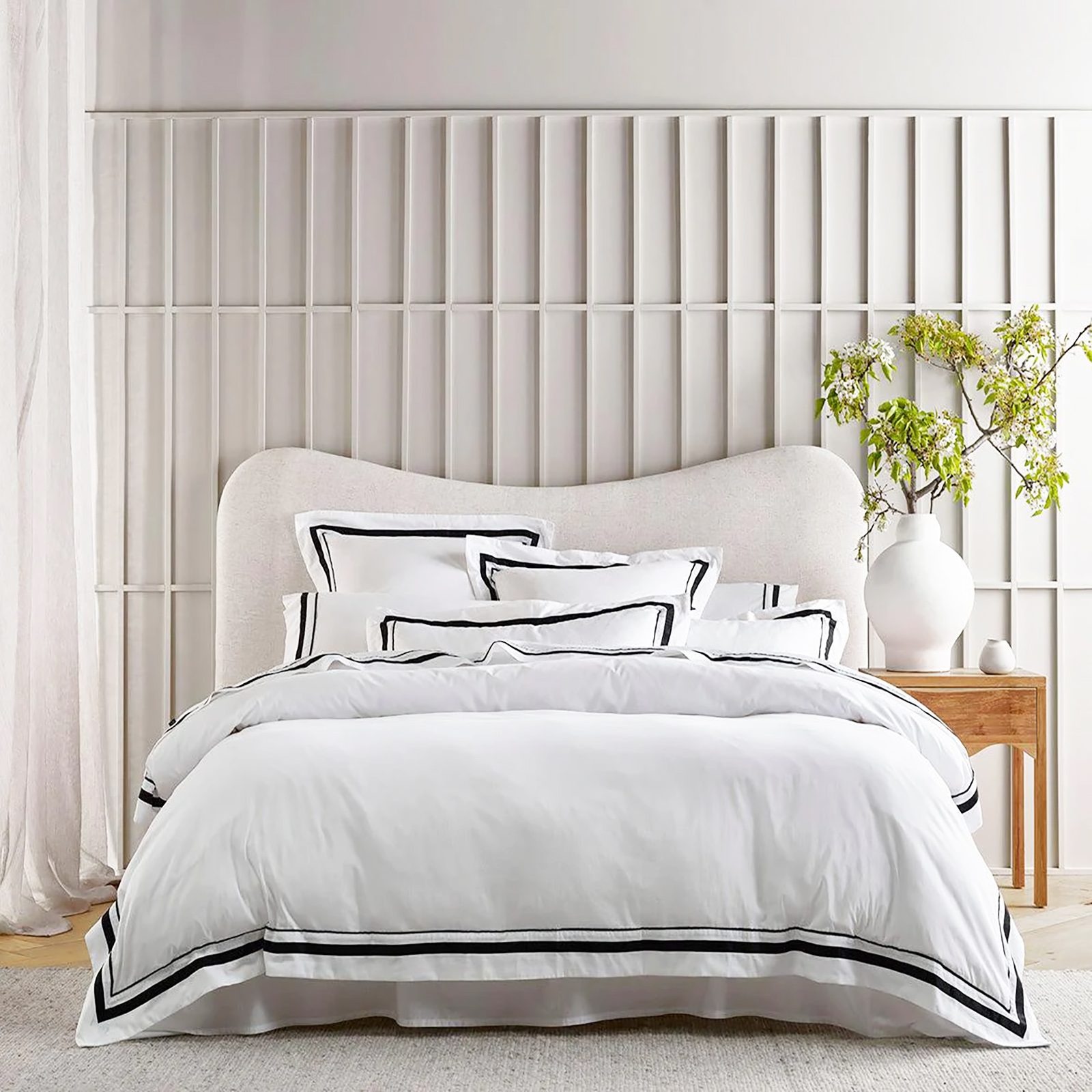 V107-SH328425-217050-00 Cloud 1000 TC Egyptian Cotton White Charcoal Queen Quilt Cover Sets by Renee Taylor - Image 1