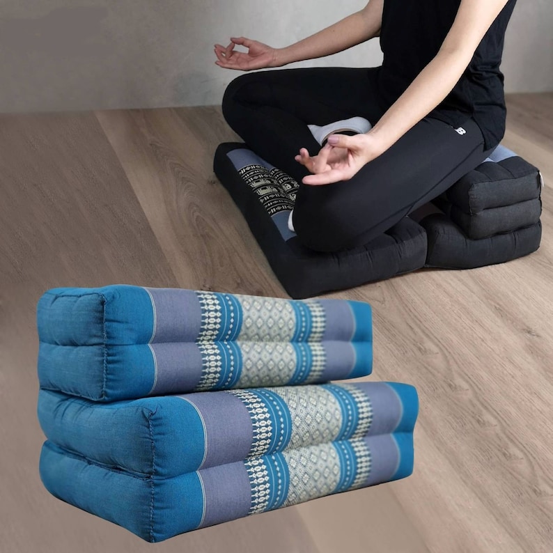 V277-FZMCSBMS-190251-00 3-Fold Zafu Meditation Cushion Set Blue Medium Size - Image 1