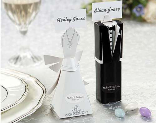 V382-100BRIDEGROOMBXKA-144353-00 100 Pack of 50 Bride and 50 Groom Wedding Bridal Bomboniere Favor Candy Choc Almond Box - Kate Aspen Design - Image 1