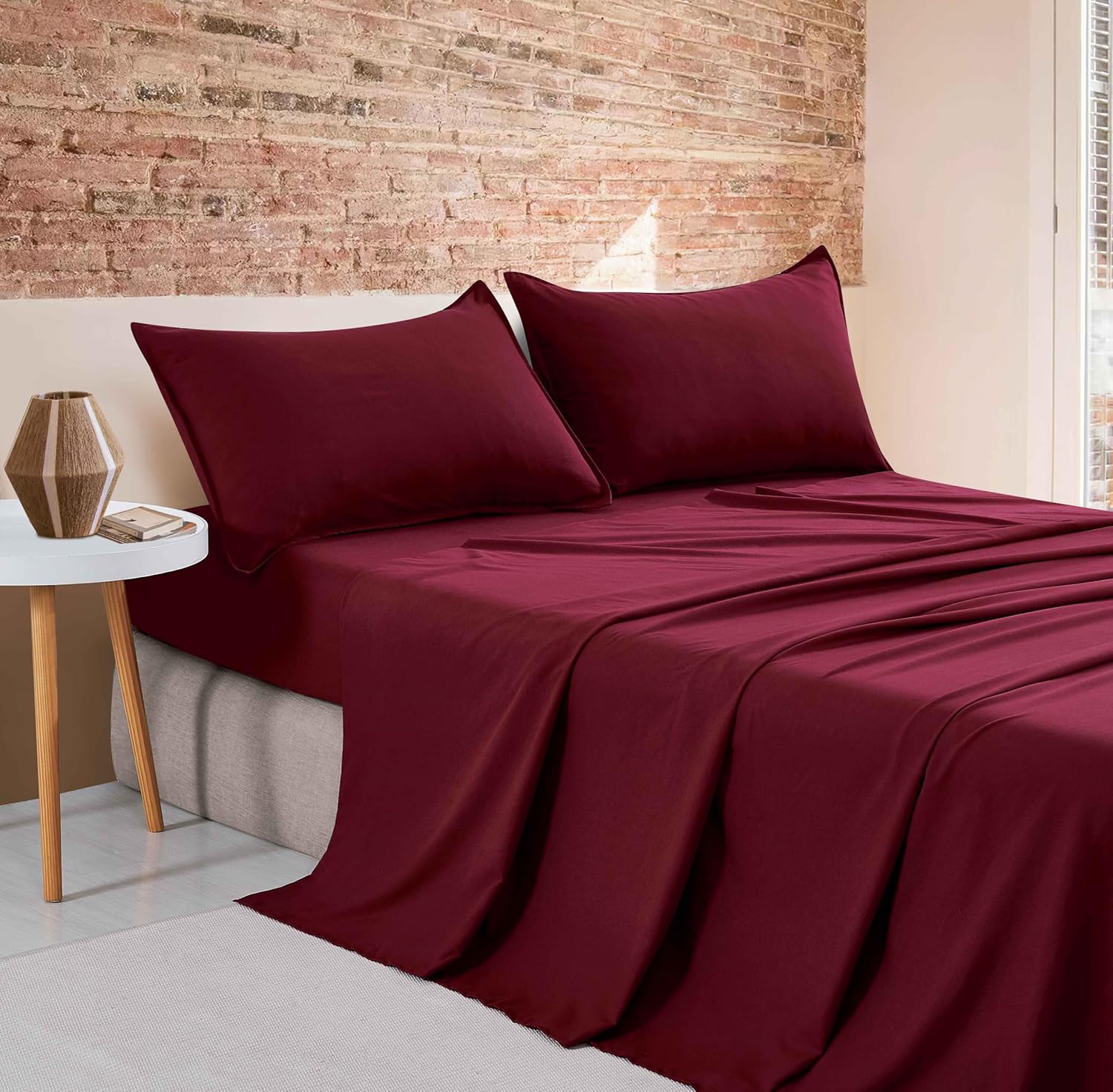 V439-CSSTBURGUNDYWM-218349-00 Vintage Washed Microfibre Sheet Set (Burgundy, Queen) - Image 1