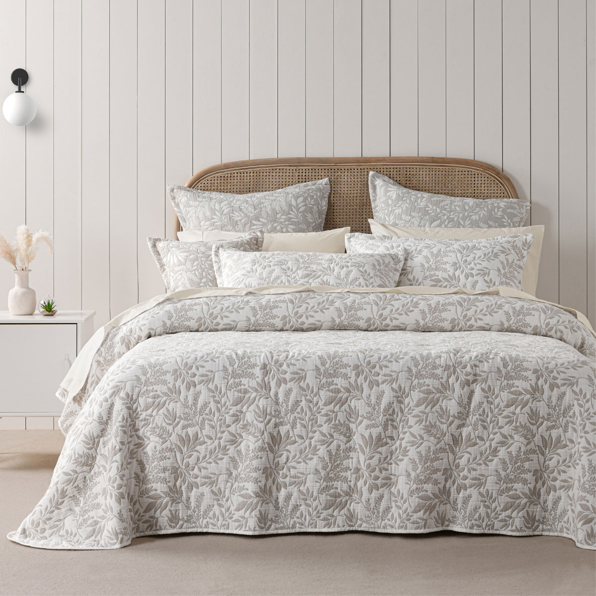 V442-BCA-BEDSPREAD-AMEILA-STONE-KS-213188-00 Bianca Ameila Stone Jacquard Quilted Foliage Bedspread Set King Single - Image 1