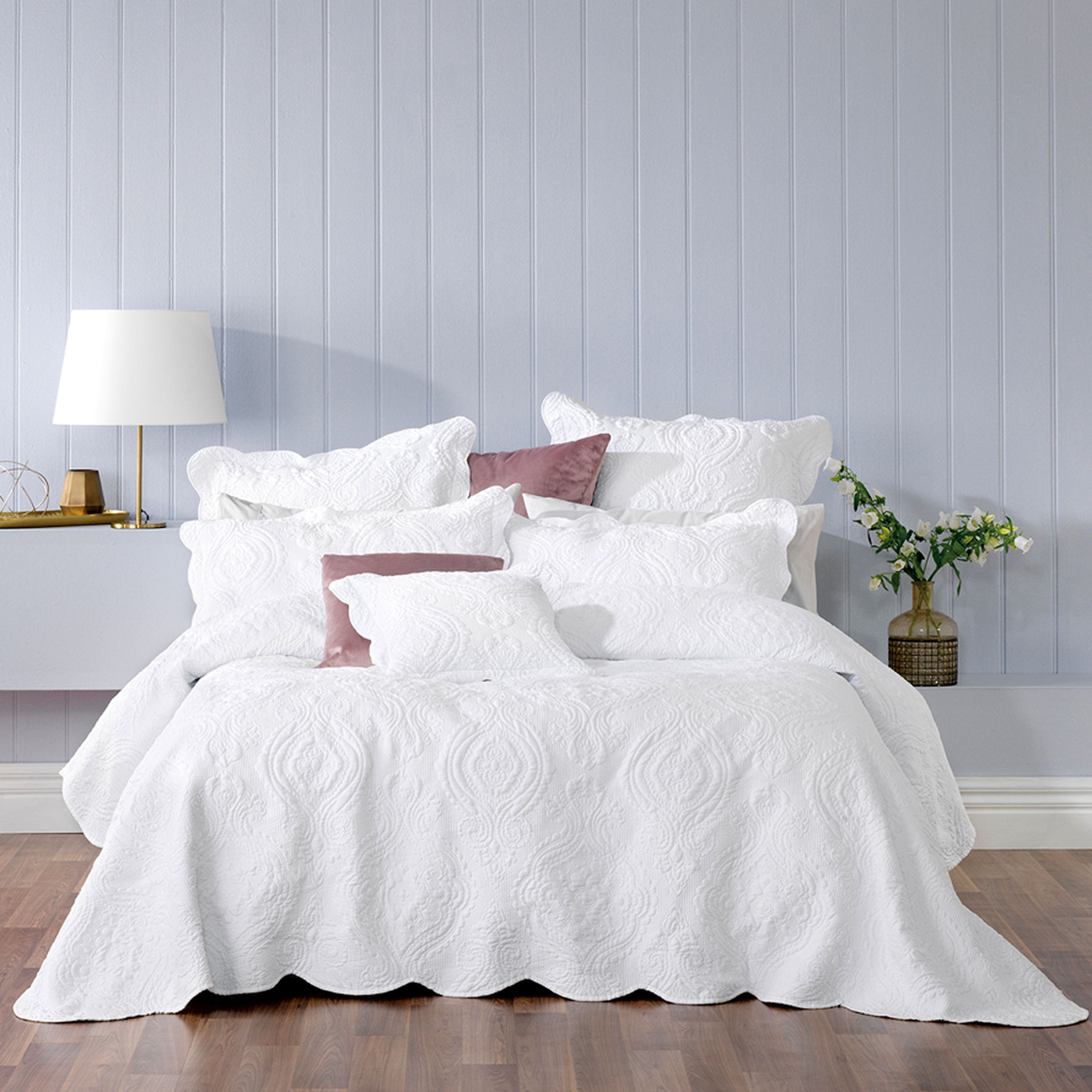 V442-BCA-BEDSPREAD-CORDELIA-WHITE-KI-202502260916-00 Bianca Elegance Cordelia White Bedspread Set King - Image 1