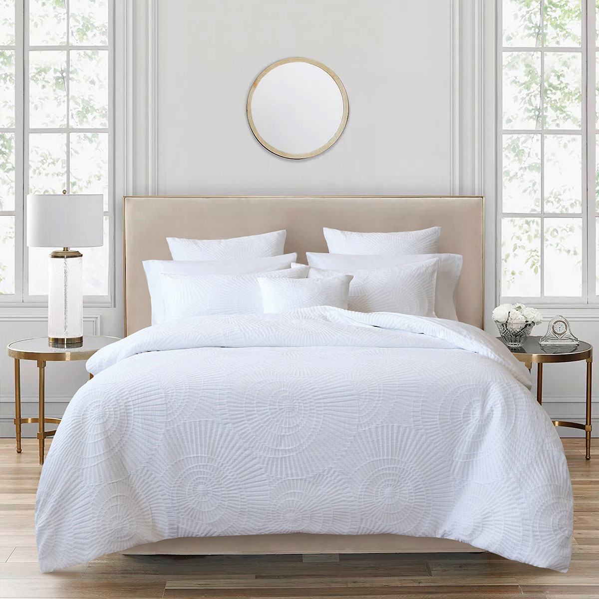 V442-BCA-QUILTCS-BYRON-WHITE-QS-202827-00 Bianca Byron White Quilt Cover Set Queen - Image 1
