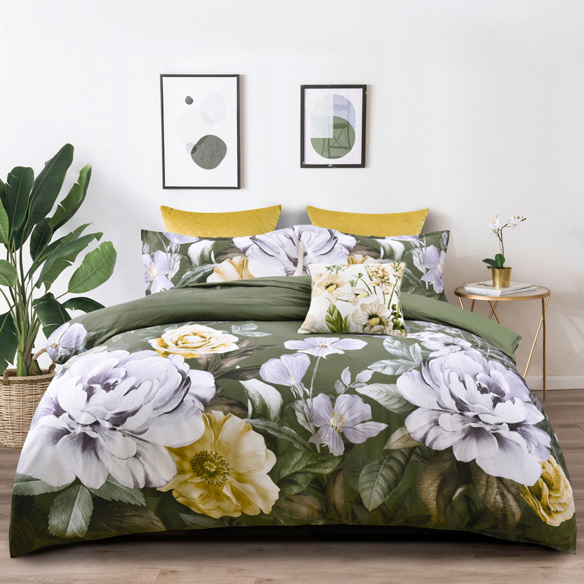 V442-BCA-QUILTCS-MAKAYLA-GREEN-DS-202851-00 Bianca Makayla Cotton Sateen Quilt Cover Set Double - Image 1