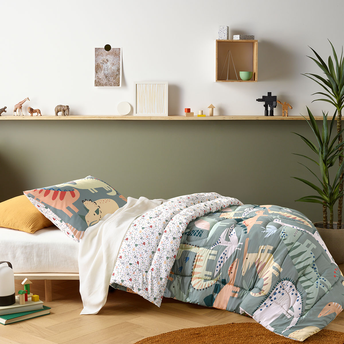 V442-HIN-COMFORTER-DINOMANIA-GREEN-SB-202502280845-00 Happy Kids Dino Mania Green 2 Piece Comforter Set Single - Image 1