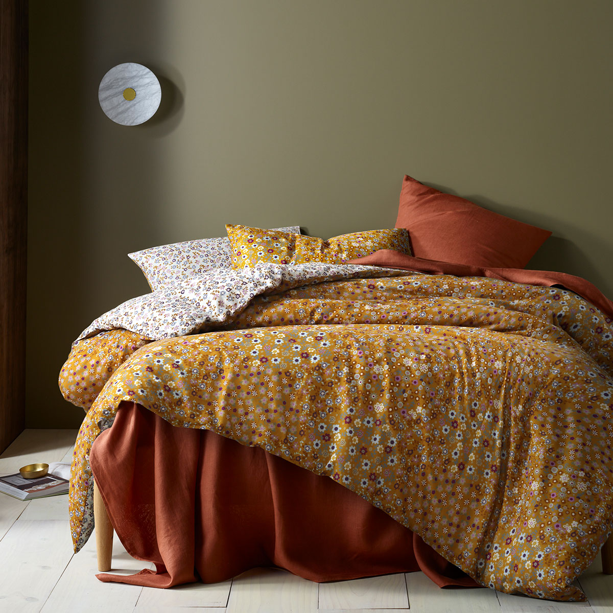 V442-HIN-QUILTCS-LISA-OCHRE-KI-83556-00 Accessorize Lisa Ochre Washed Cotton Printed Quilt Cover Set King - Image 1