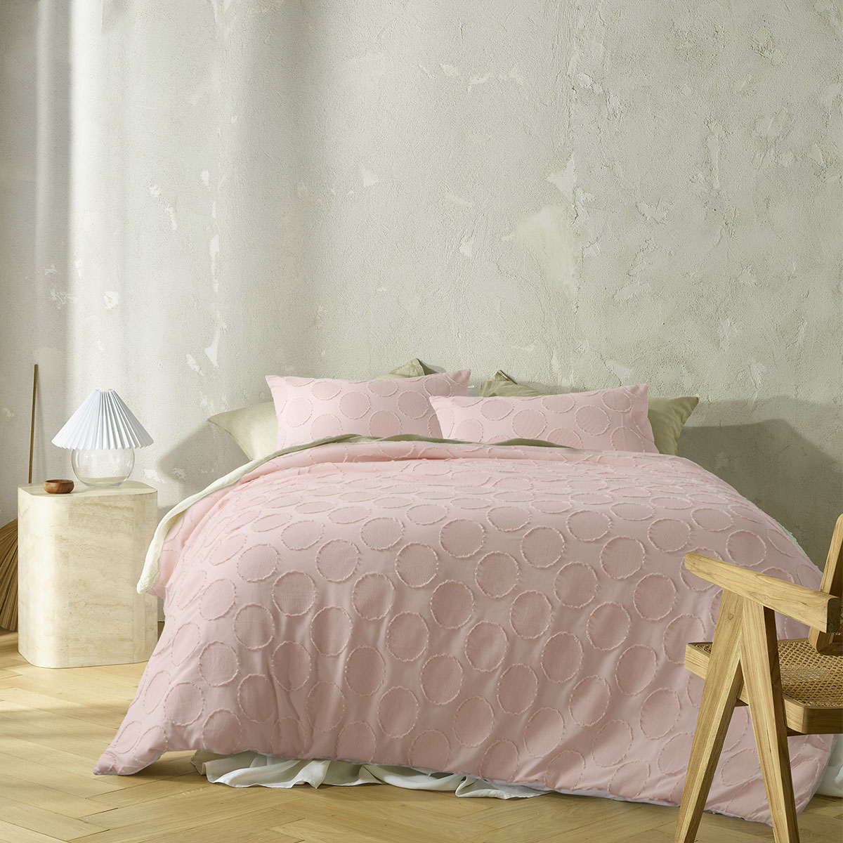 V442-HIN-QUILTCS-ORION-BLUSH-SB-83315-00 Accessorize Orion Blush Cotton Quilt Cover Set Single - Image 1