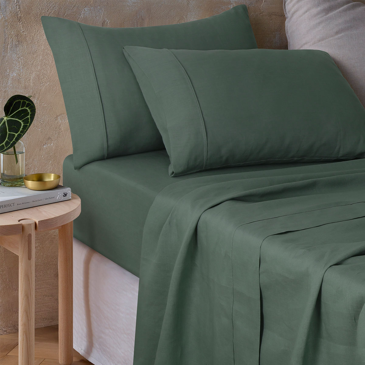 V442-HIN-SHEETS-HEMP-SEAGREEN-KI-83505-00 Vintage Design Homewares Sea Green 100% Hemp Sheet Set King - Image 1