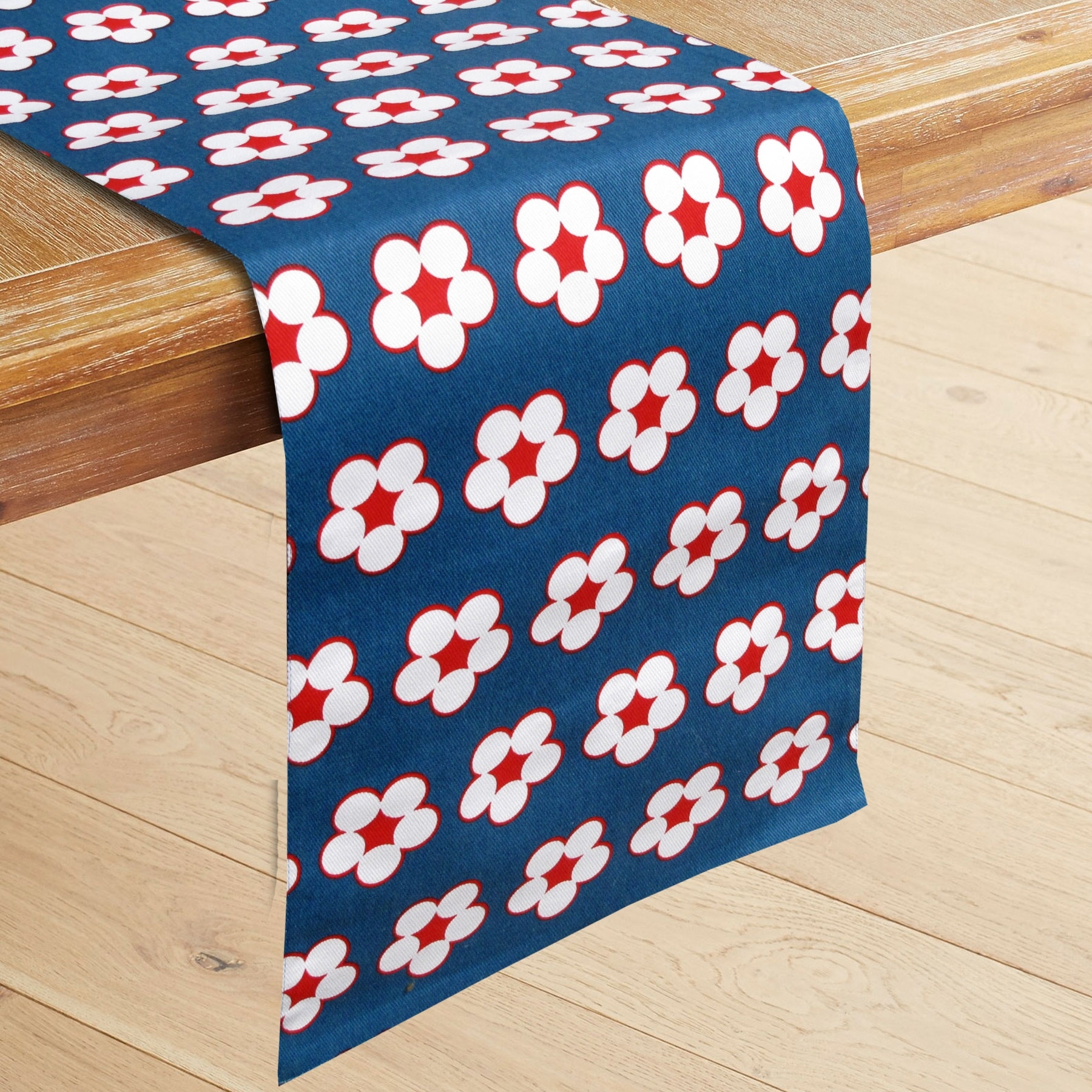 V442-IDC-TABLER-COTTONBUD-NAVY-RE-78612-00 IDC Homewares 100% Cotton Printed Table Runner Cotton Bud Navy - Image 1