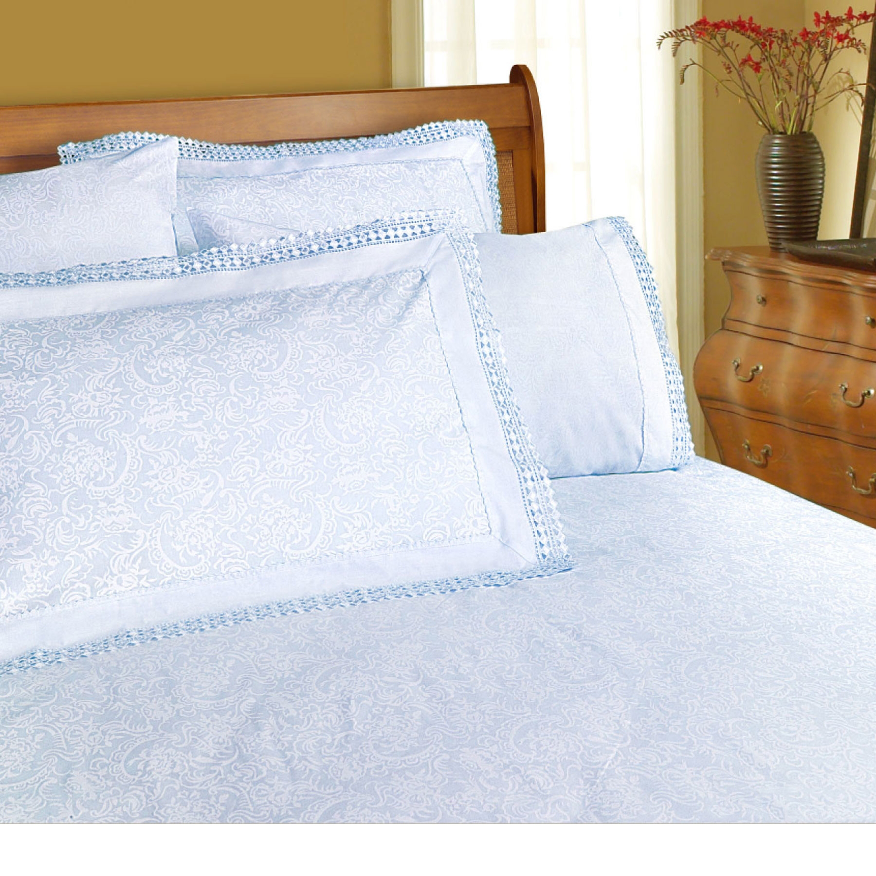 V442-KIT-SHEETS-MICROFIBREMACHINELACE-ICEBLUE-KI-158561-00 Shangri La Microfibre Machine Lace Sheet Set Ice Blue King - Image 1