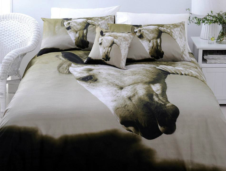 V442-LDE-QUILTCS-DAPPLE-MULIT-KI-77864-00 Just Home Dapple Horse Quilt Cover Set KING - Image 1