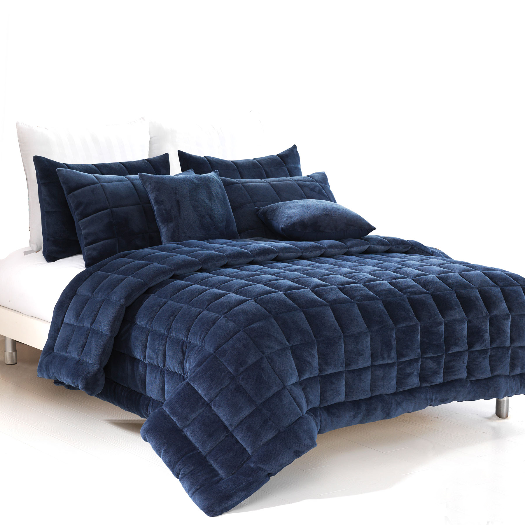 V442-MFL-QUILT-AUGUSTAMINK-NAVY-SB-75117-00 Alastairs Augusta Faux Mink Quilt / Comforter Set Navy Single - Image 1
