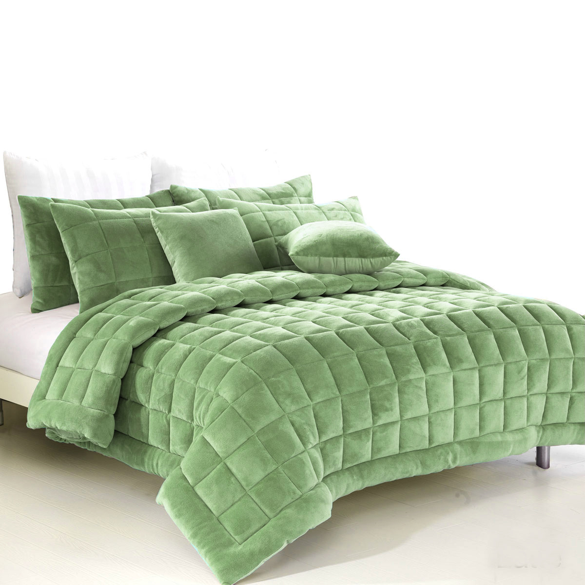 V442-MFL-QUILT-AUGUSTAMINK-SAGE-KI-75104-00 Alastairs Augusta Faux Mink Quilt / Comforter Set Sage King - Image 1