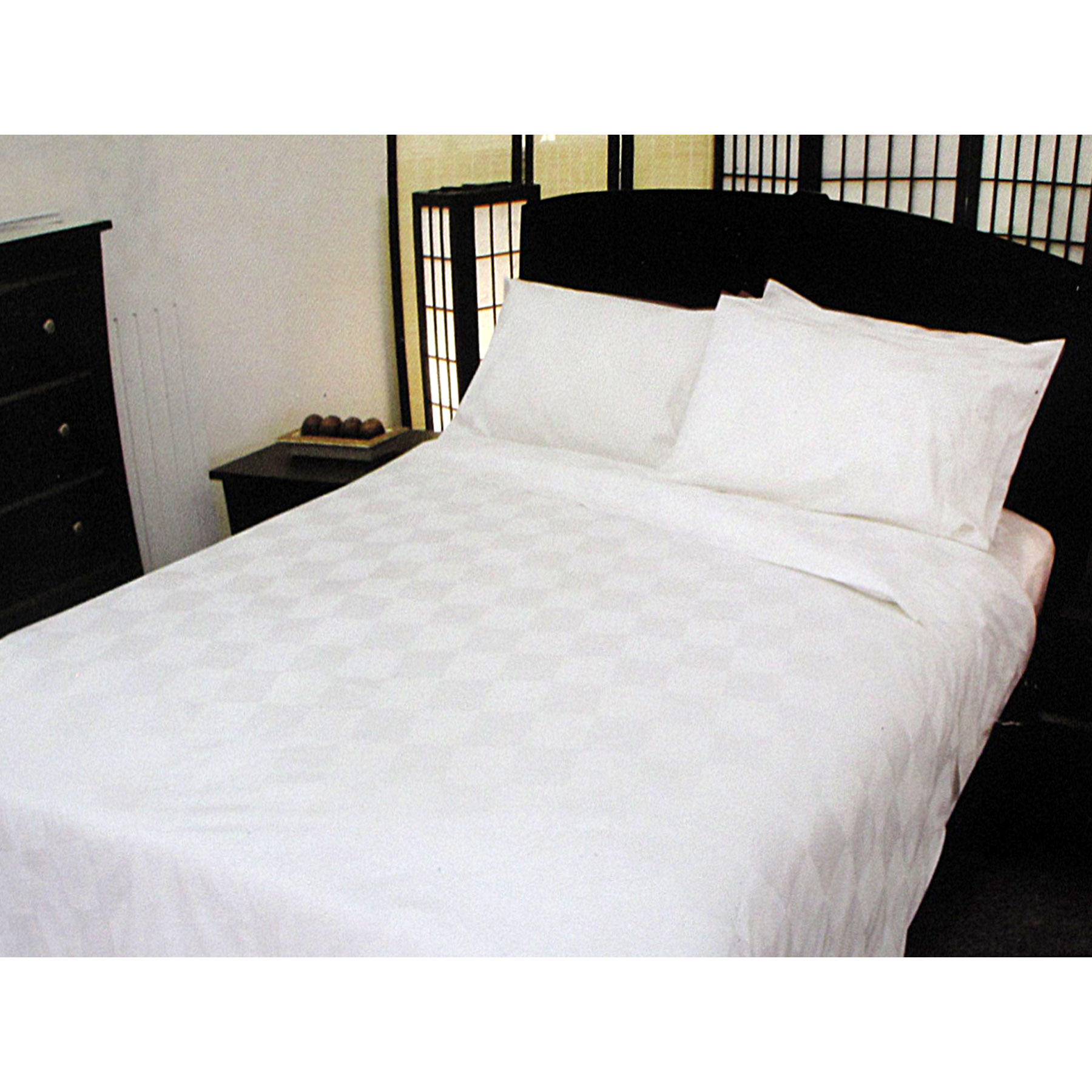 V442-ORS-QUILTCS-DOMINIC-WHITE-QS-208798-00 Orient Sense Dominic White Quilt Cover Set - Queen - Image 1