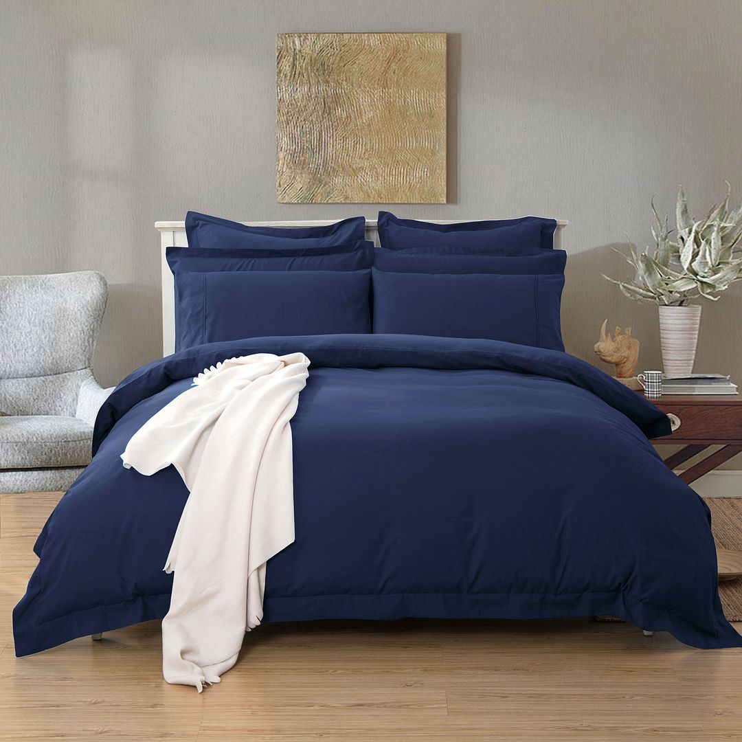 V493-D-12-87572-00 1000TC Tailored Double Size Quilt/Duvet Cover Set - Midnight Blue - Image 1