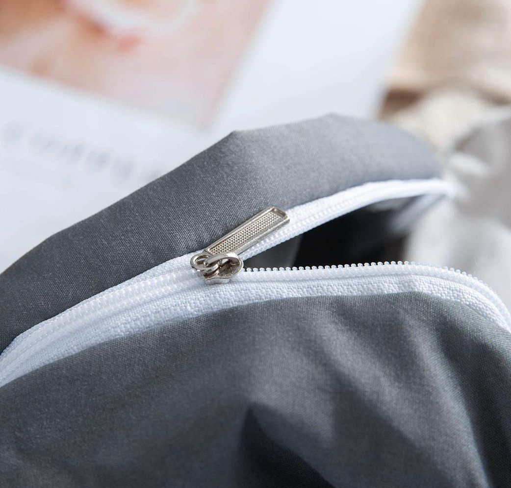 V493-LQ-01-88222-01 1000TC Reversible Queen Size Grey Duvet Quilt Cover Set - Image 1