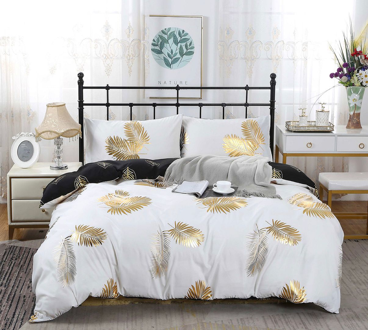 V493-MQ-462B-88089-00 Reversible Design Leaves Queen Size Bed Quilt/Duvet Cover Set - Image 1