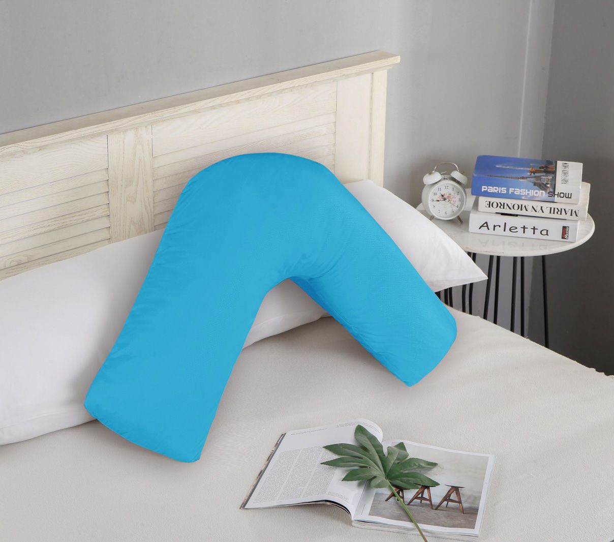 V493-VP-10-88614-00 1000TC Premium Ultra Soft V SHAPE Pillowcase - Light Blue - Image 1