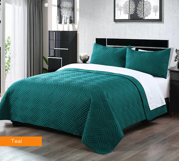 V517-3DCS-QTE-94395-00 3 piece embossed comforter set queen teal - Image 1