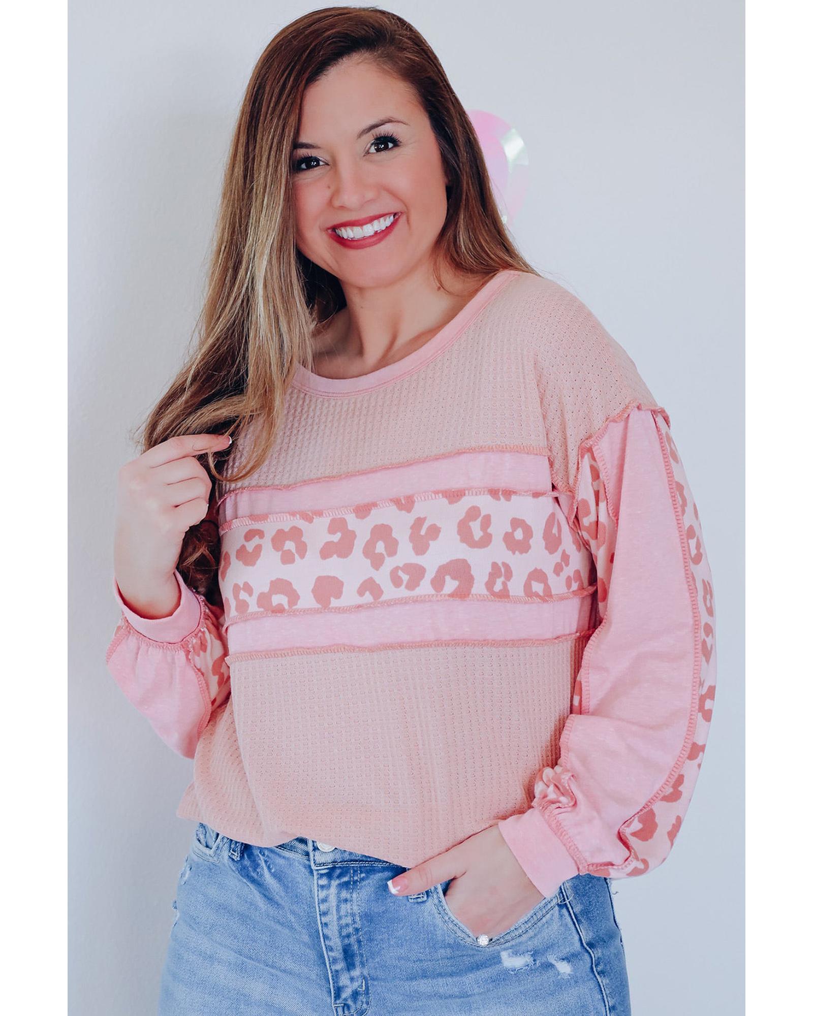 V539-AZEXDC25121833-10-M-202508290950-00 Azura Exchange Leopard Patchwork Waffle Knit Top - M - Image 1