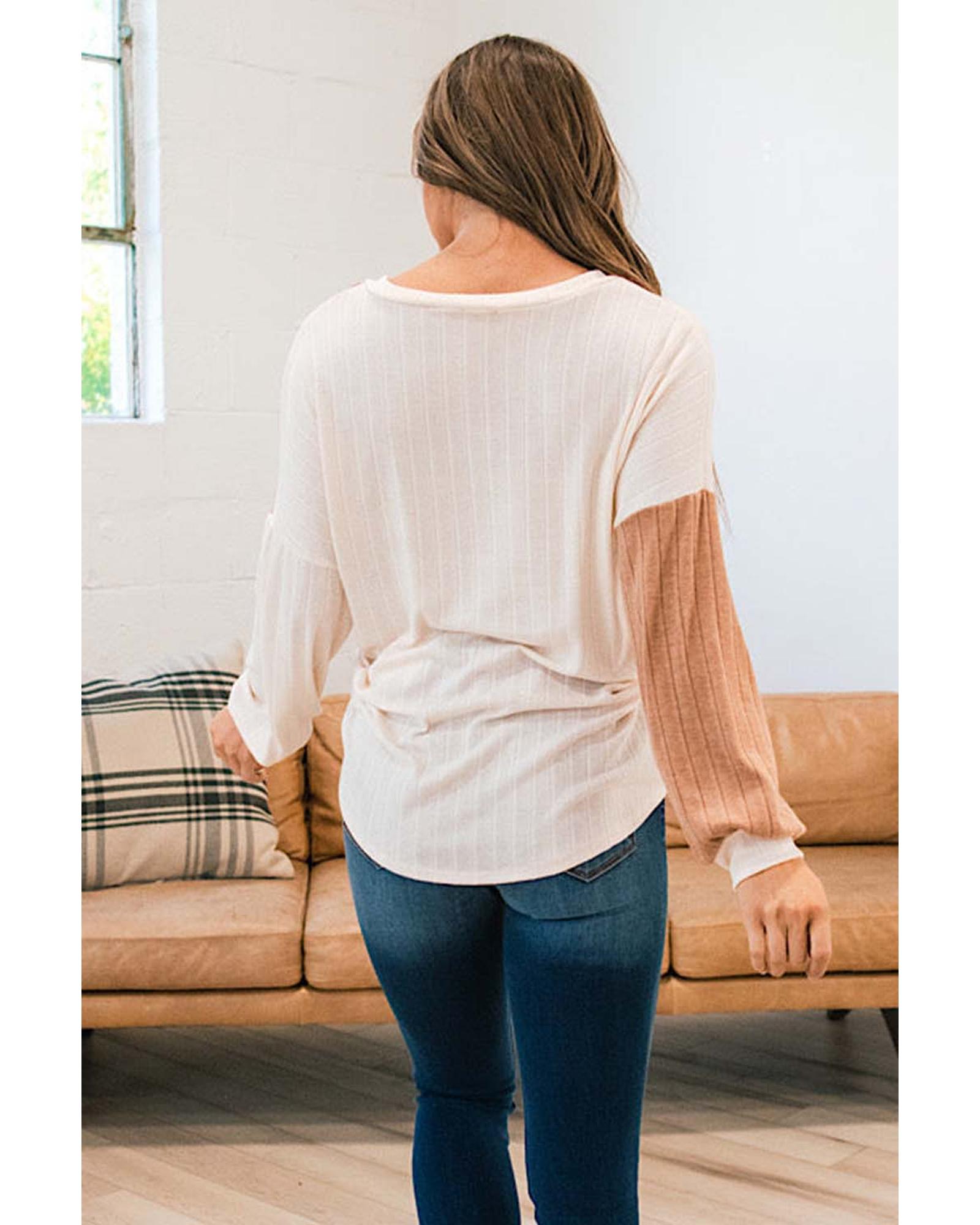 V539-AZEXDC25123464-18-XL-202508270715-00 Apricot Color Block Wide Ribbed V Neck Top - XL - Image 1