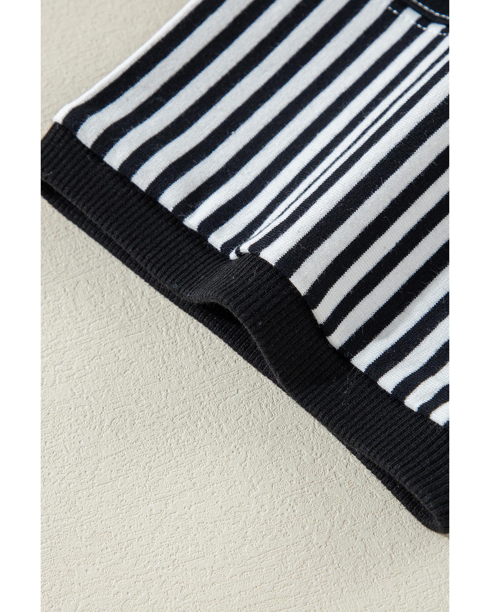 V539-AZEXDC25128052-P102-M-202508272005-00 Black White Striped Patchwork 3/4 Sleeve Oversize Top - M - Image 1