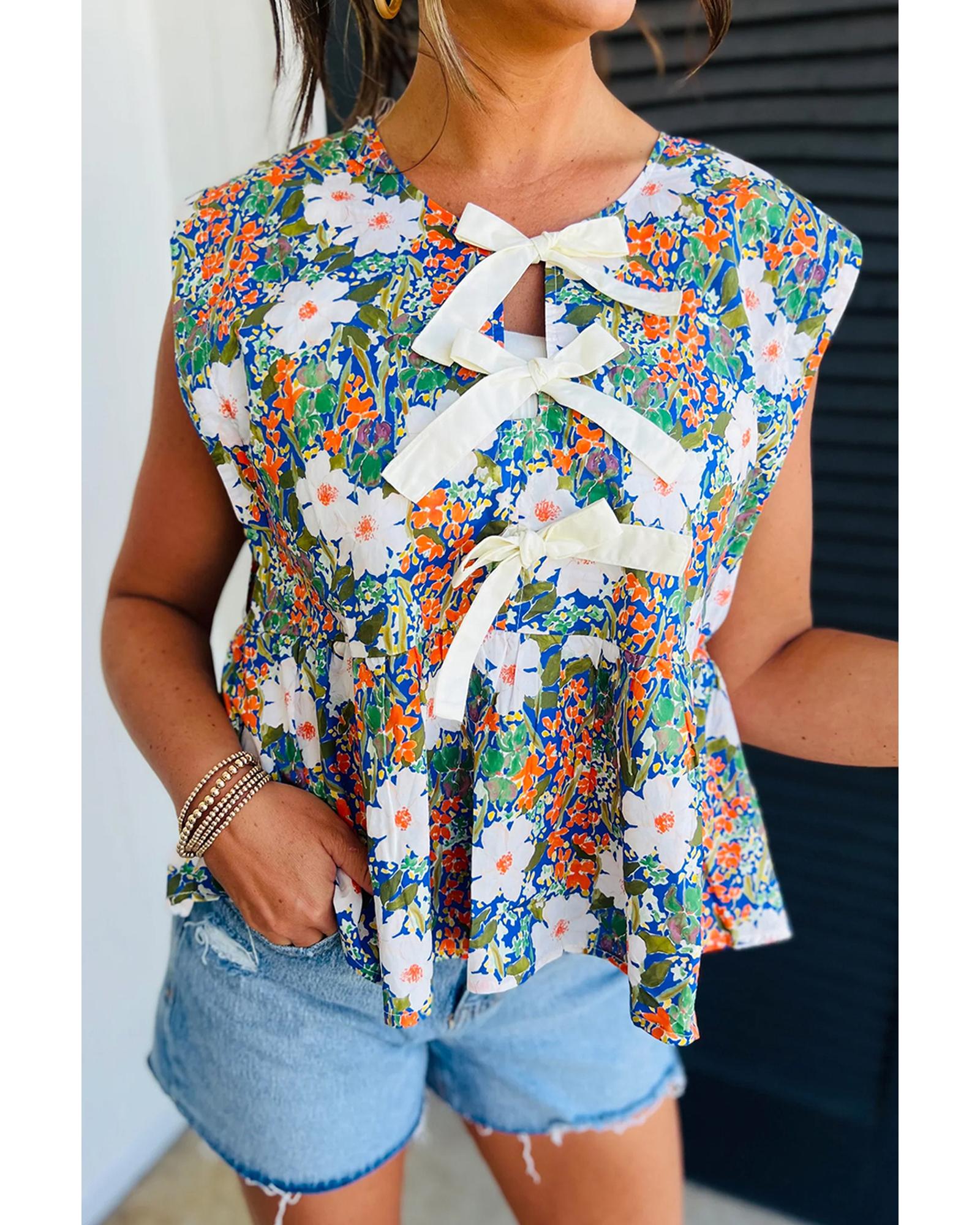 V539-AZEXDC25129527-P5-M-202508270835-00 Green Floral Print Bow Applique Slit Sleeveless Peplum Blouse - M - Image 1