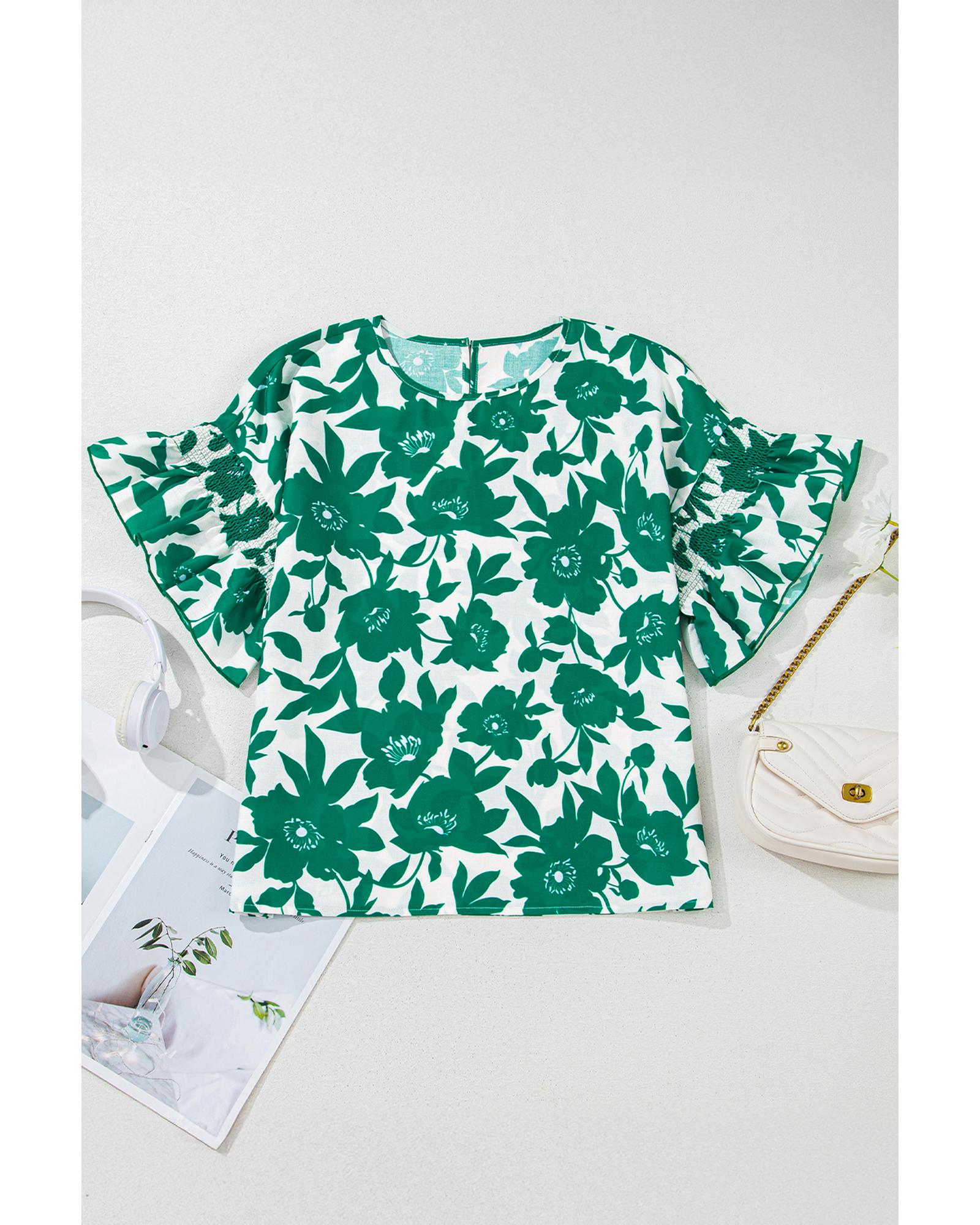 V539-AZEXDC25130040-P920-L-202508271835-00 Green Floral Printed Ruffled Short Sleeve Round Neck Loose Blouse - L - Image 1