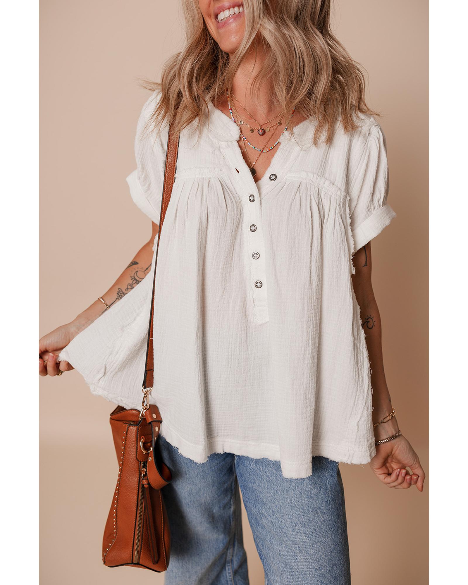 V539-AZEXDC25130421-P1-L-202508272335-00 White Textured Short Sleeve Buttons Frayed Blouse - L - Image 1