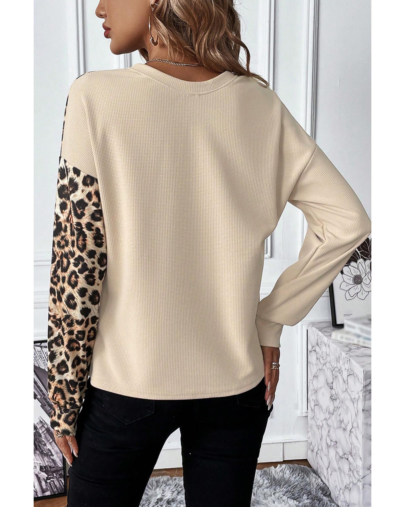 V539-AZEXDC25223318-P5016-M-202508271855-00 Pale Khaki Leopard Colorblock Waffle Knit Top - M - Image 1