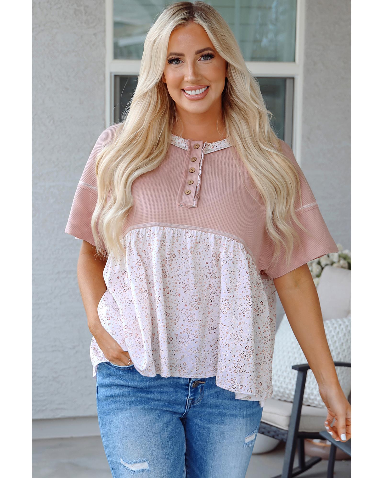 V539-AZEXDC25223798-P1020-S-202506121052-00 Pink Waffle Floral Patchwork Exposed Seam Detail Short Sleeve Top - S - Image 1