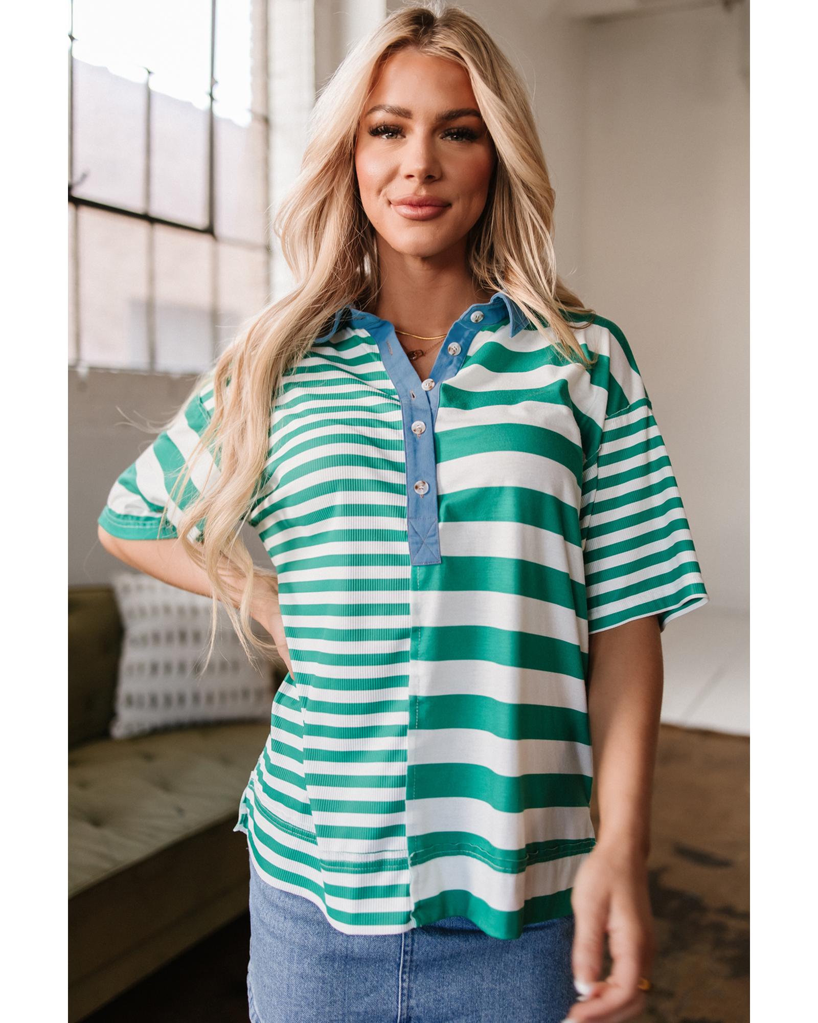 V539-AZEXDC25226848-P919-L-202508300415-00 Green Stripe Colorblock Collar Half Buttons T Shirt - L - Image 1