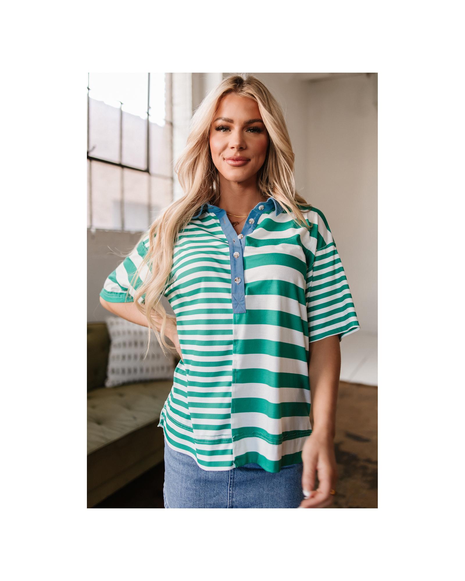 V539-AZEXDC25226848-P919-XL-202508280345-00 Green Stripe Colorblock Collar Half Buttons T Shirt - XL - Image 1