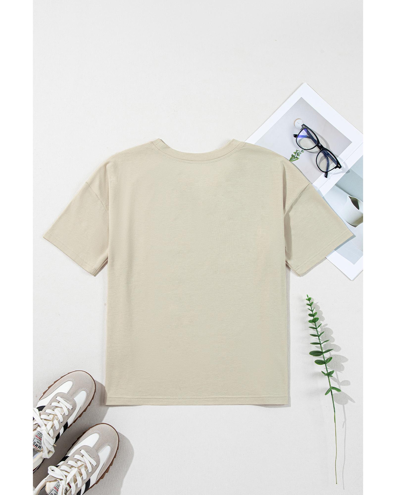 V539-AZEXDC25227160-P6016-L-202508271315-00 Parchment Cowgirl Queen Graphic Tee - L - Image 1