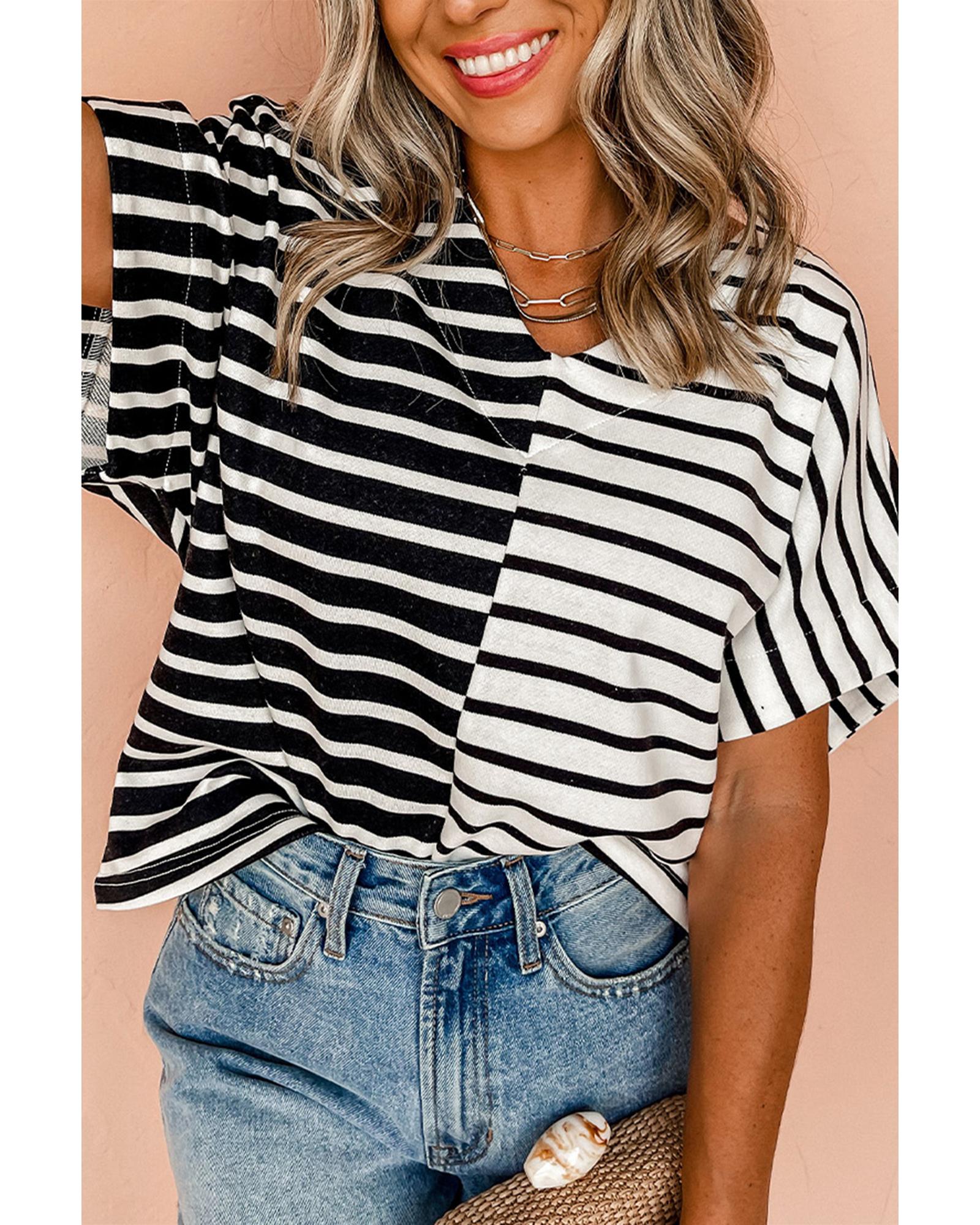 V539-AZEXDC25227351-P219-S-202506121630-00 Black Stripe Two Tone Colorblock V Neck T Shirt - S - Image 1