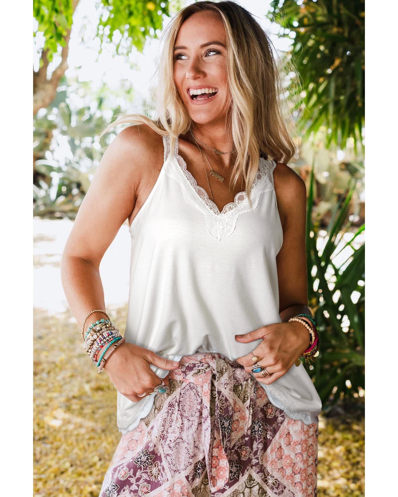 V539-AZEXDC25611375-P1-L-202508300200-00 White Delicate Lace Trim Flared Tank Top - L - Image 1