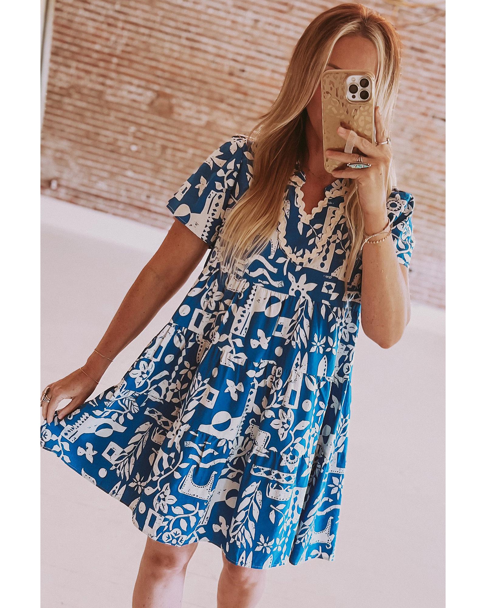 V539-AZEXDC6120053-P520-XL-202508290240-00 Blue Ricrac Trim Split Neck Floral Loose Dress - XL - Image 1