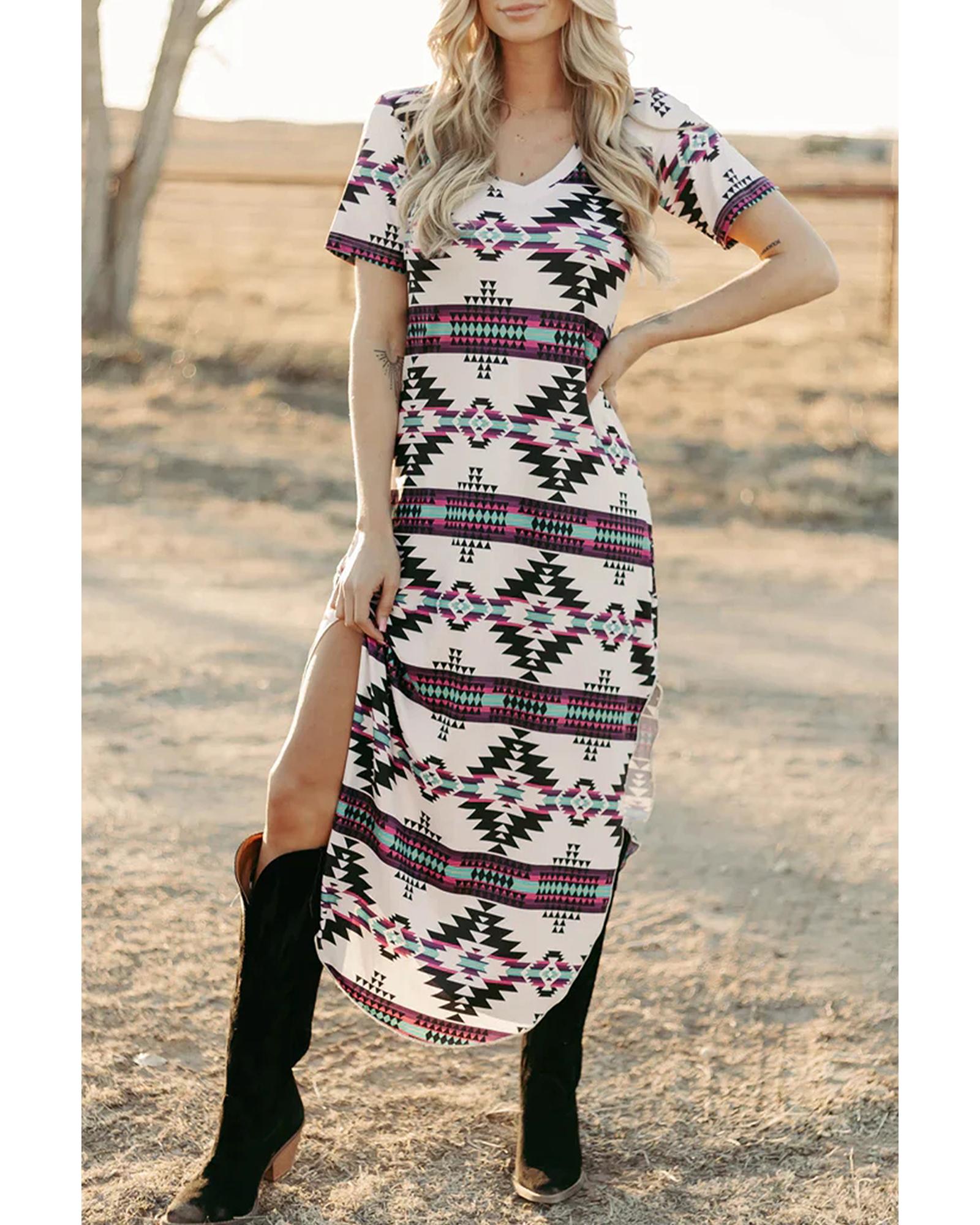 V539-AZEXDC6121135-P1520-M-202508292225-00 Beige Western Aztec Printed Long T-shirt Dress - M - Image 1