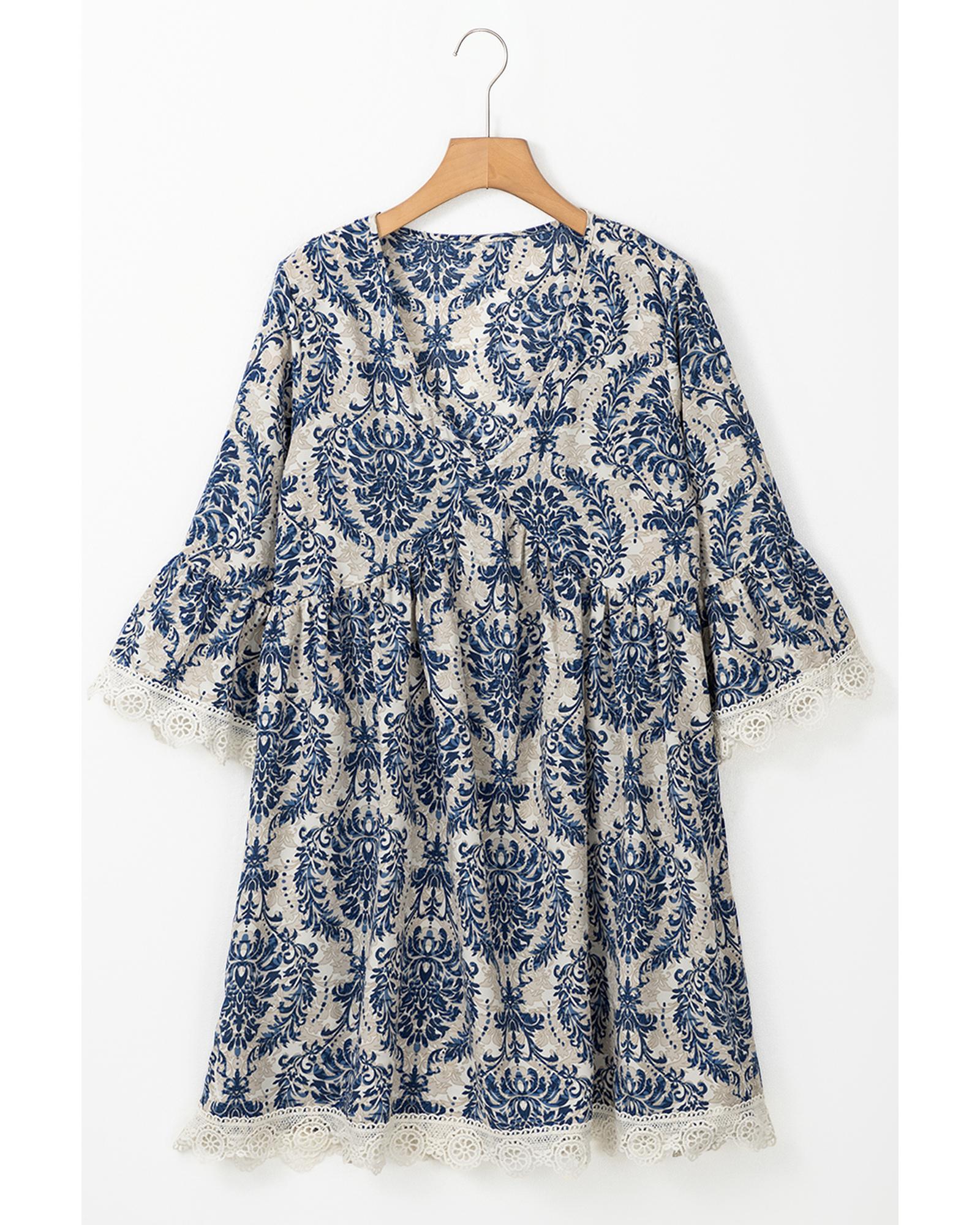 V539-AZEXDC6122172-P420-L-202508310530-00 Sky Blue Vintage Printed Lace Trim V Neck 3/4 Sleeve Loose Dress - L - Image 1