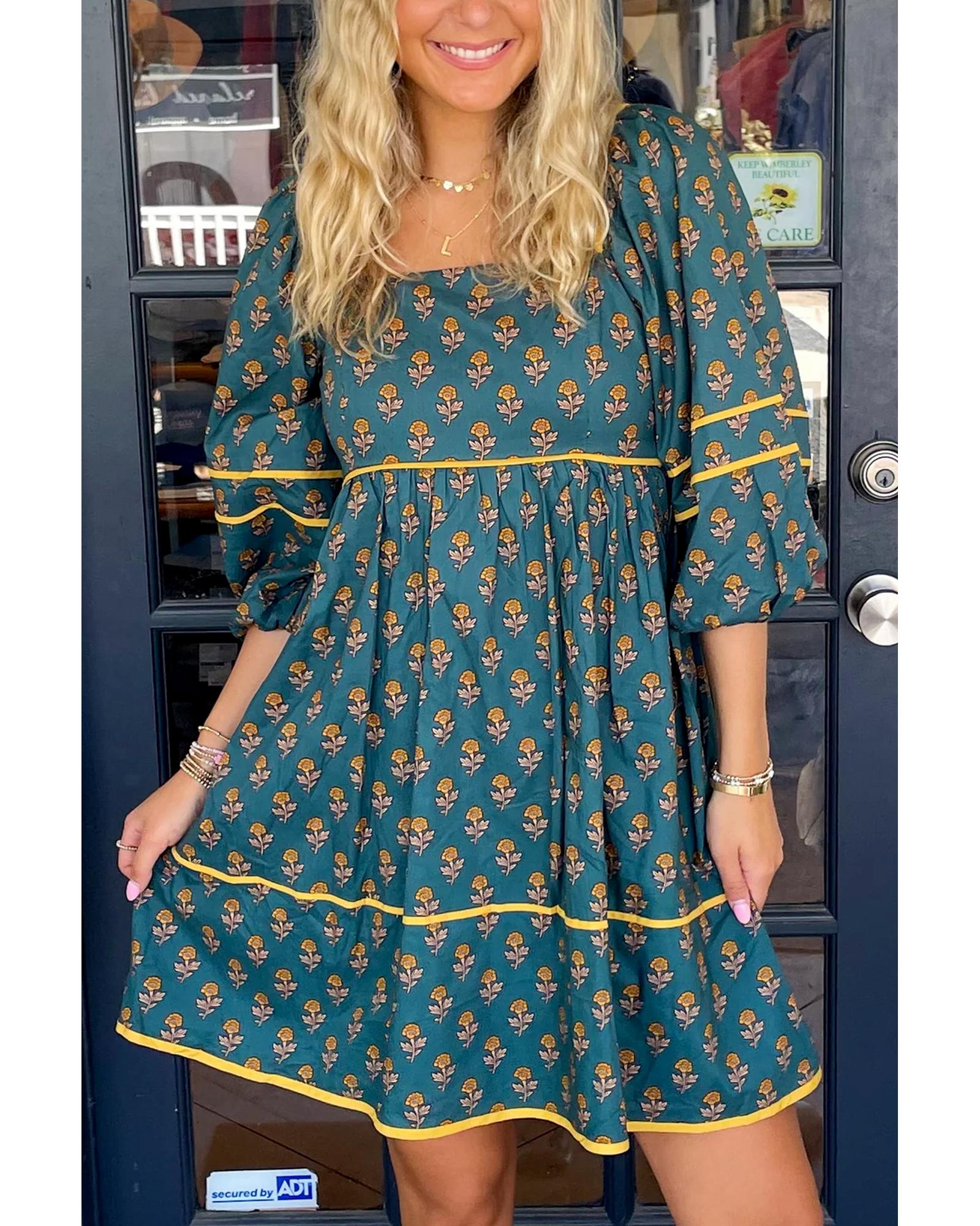 V539-AZEXDC6122912-P1809-M-202508300550-00 Skobeloff Floral Contrast Trim Square Neck Puff Sleeve Dress - M - Image 1