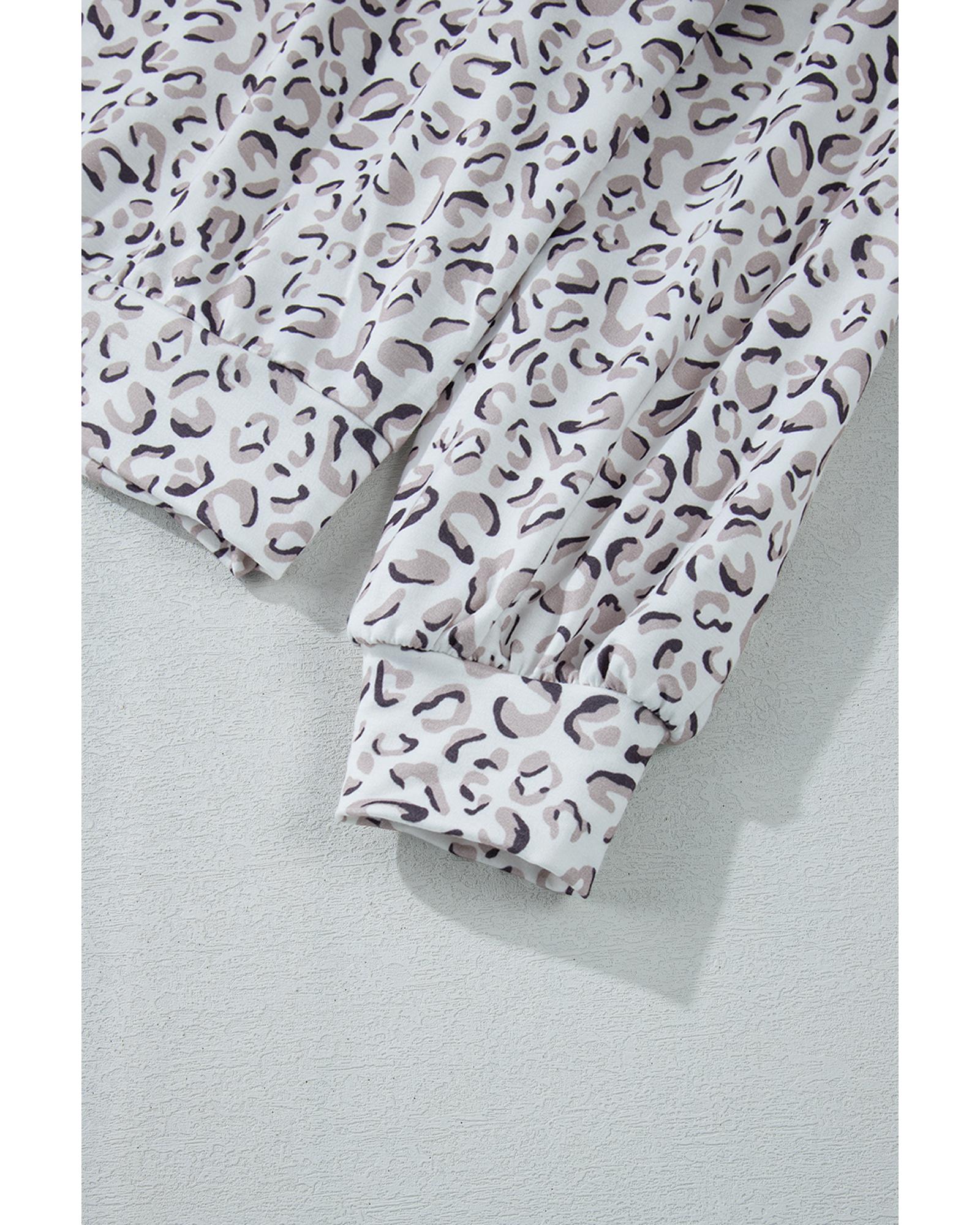 V539-AZEXDC626440-P120-L-202508281110-00 White Classic Leopard Hoodie and Shorts Set - L - Image 1