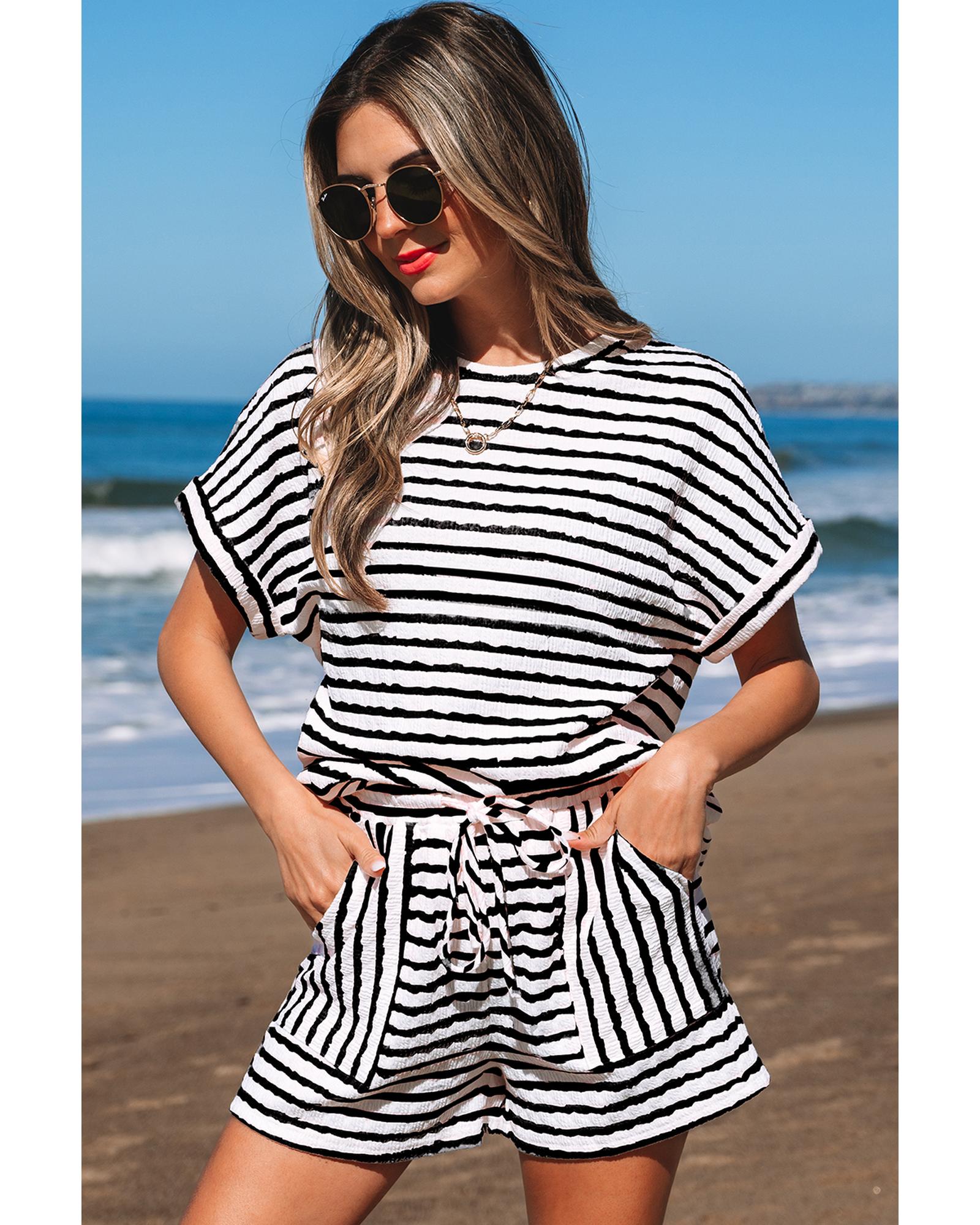 V539-AZEXDC626953-P219-XL-202508301235-00 Black Stripe Knitted Short Sleeve Top and Drawstring Shorts Set - XL - Image 1