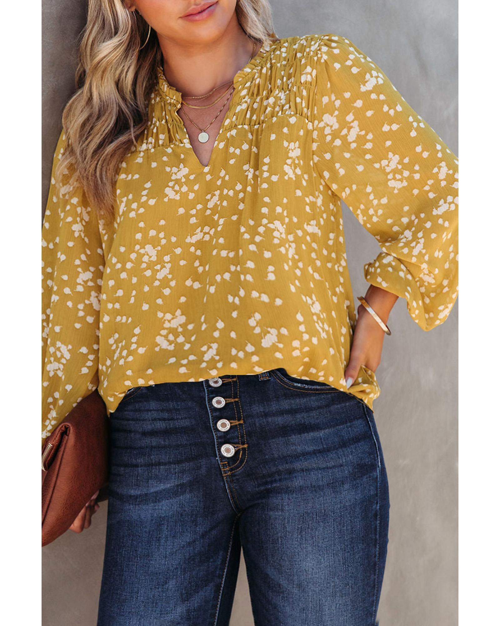 V539-AZEXPL2511290-7-2X-202508310855-00 Yellow Plus Size Floral Print Ruched Split Neck Blouse - 2X - Image 1