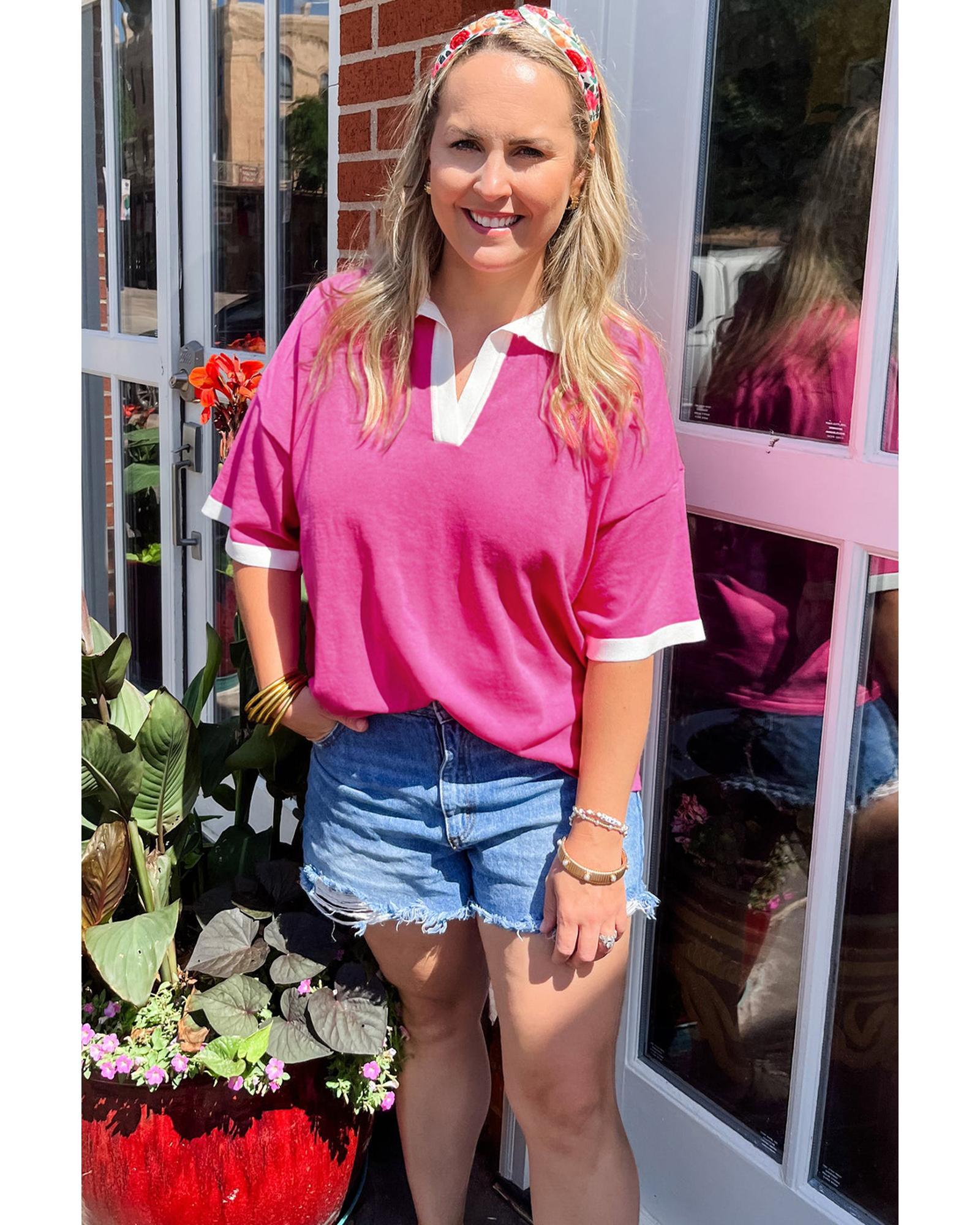 V539-AZEXPL2513101-P10-1X-202506182030-00 Pink Contrast Trim Collared Split Neck Short Sleeve Plus Size Top - 1X - Image 1