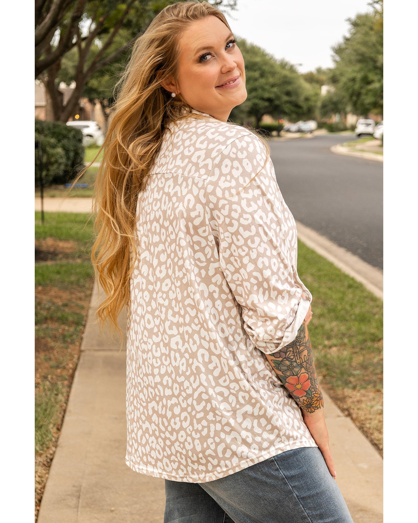 V539-AZEXPL2521158-P1820-3X-202508311515-00 Apricot Leopard Tab Sleeve V Neck Plus Size Top - 3X - Image 1