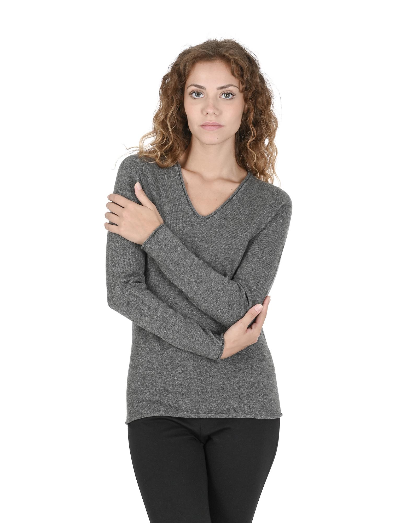 V539-BTB108304-168989-00 Crown of Edinburgh Cashmere Women's Cashmere V-Neck Sweater for Women in Grey - 42 EU - Image 1