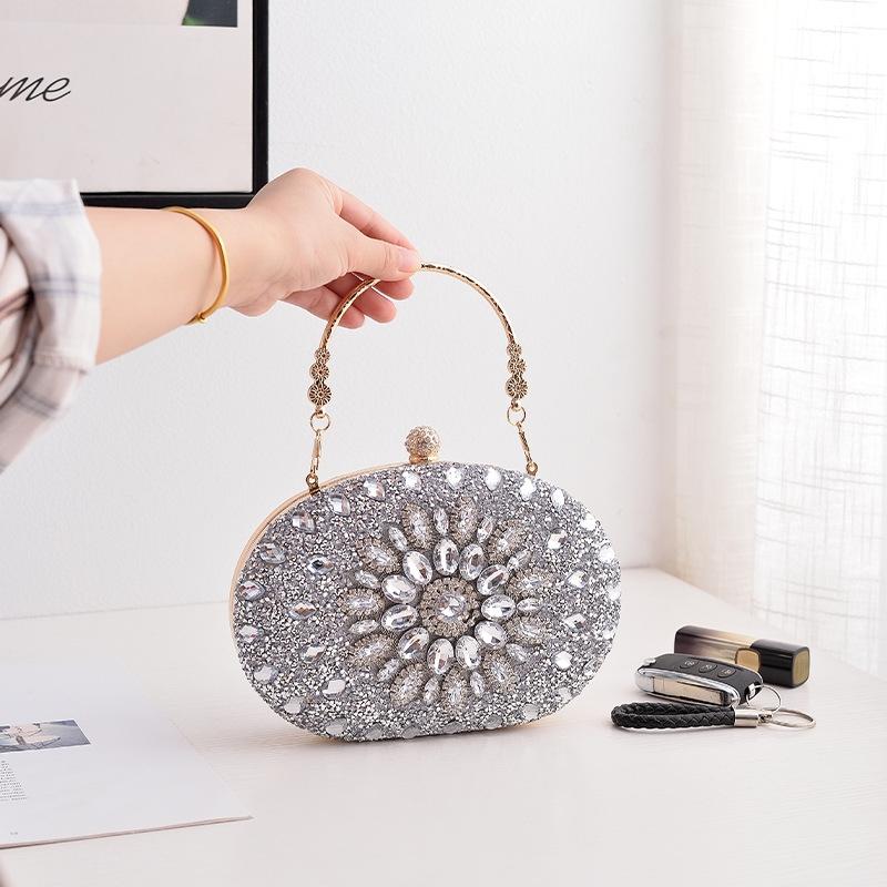 V562-A1020504060DBT-202504251625-00 Evening Party Clutch Bag with Sunflower Diamond Design - Silver - Image 1