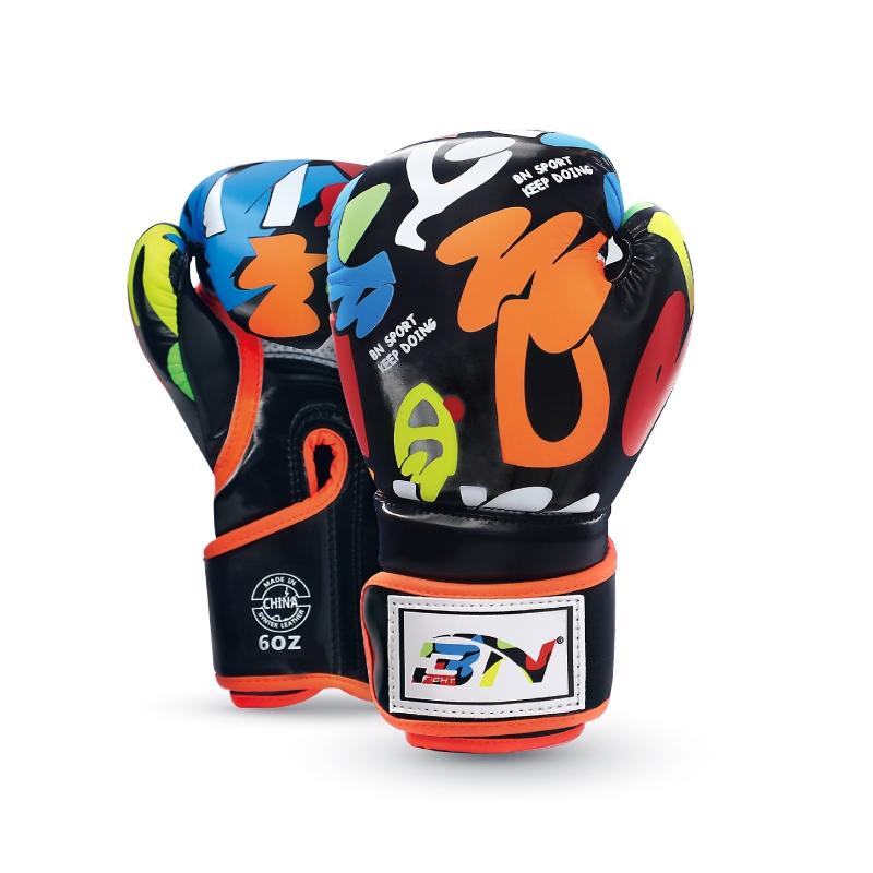 V562-A1066649450DBT-202503072120-00 Kids' 6Oz Boxing Gloves For Training And Fighting - Graffiti Design - Black - Image 1