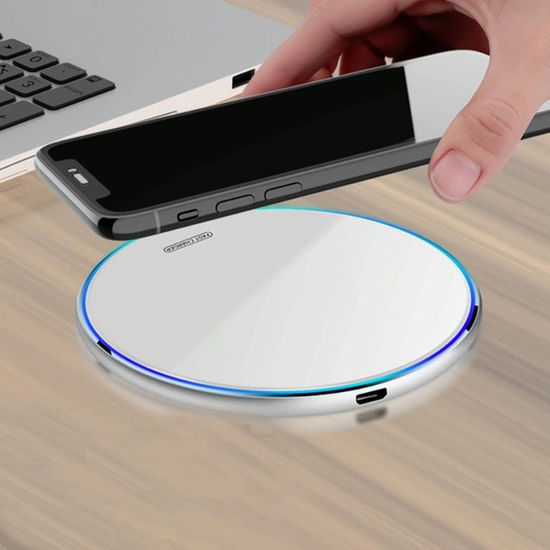 V562-B105078550DBT-202504211948-00 15W Round Acrylic Mirror Wireless Charger - Silver - Image 1